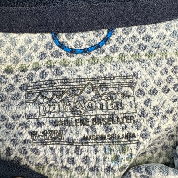 Patagonia BaseLayer Capeline 3-6 months - Picture 6 of 8